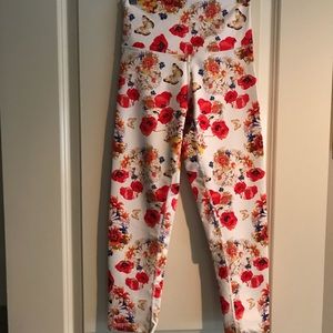 Poppy print leggings